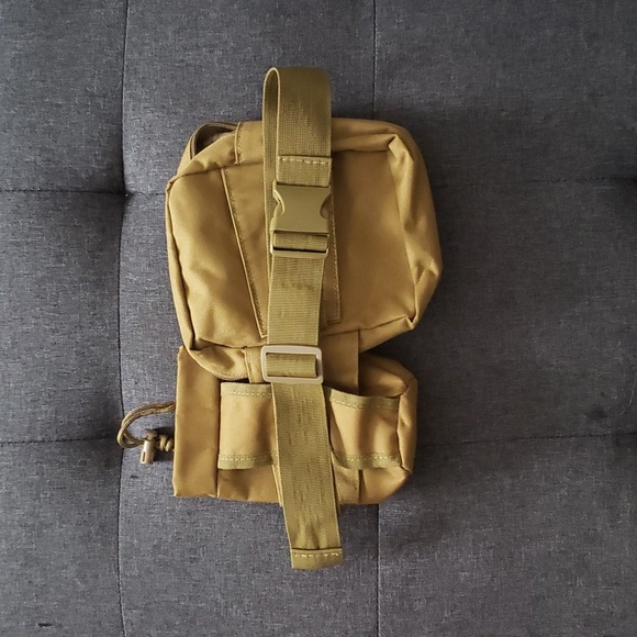 Unisex belt bag - Picture 2 of 2
